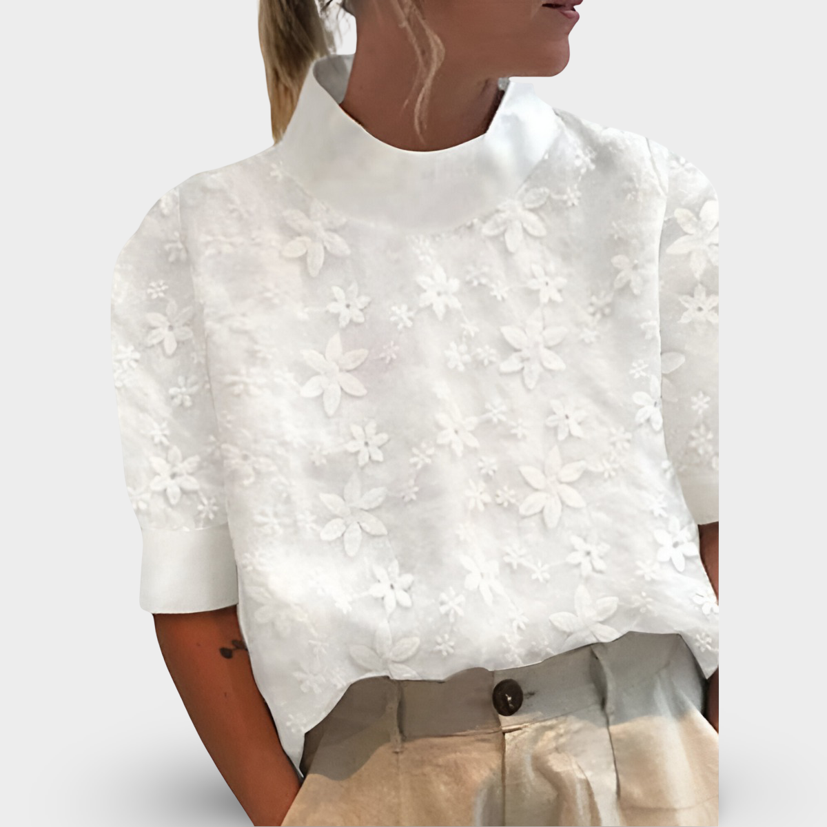 Christina™ – Broderad Topp